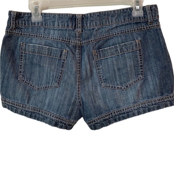 So Juniors Jean Shorts - Picture 2 of 3